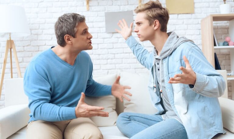Studie deckt auf: Teenager-Gewalt gegen Eltern nimmt zu