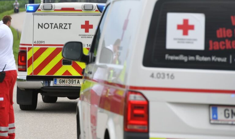 Tödlicher Arbeitsunfall: 37-Jähriger von Stahlblock erdrückt