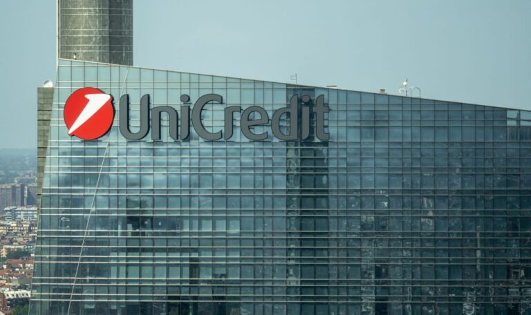 Unicredit startet Übernahmeangebot für Commerzbank