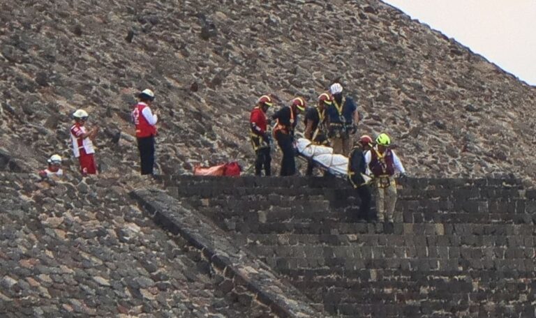 Bluttat in Touristen-Hotspot: Mann erschießt Kanadierin auf Pyramide (VIDEO)
