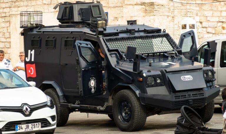 Israelisches Konsulat: Mindestens 3 Tote bei Terror-Anschlag in Istanbul