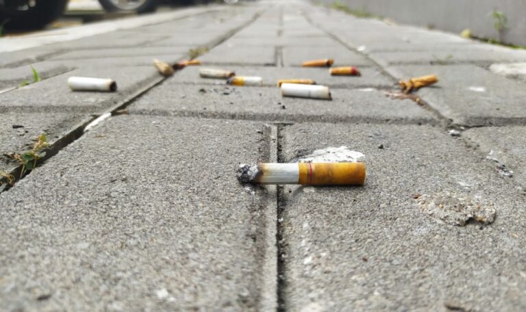 Wer Müll liegen lässt, zahlt jetzt mehr – Höhere Strafen!