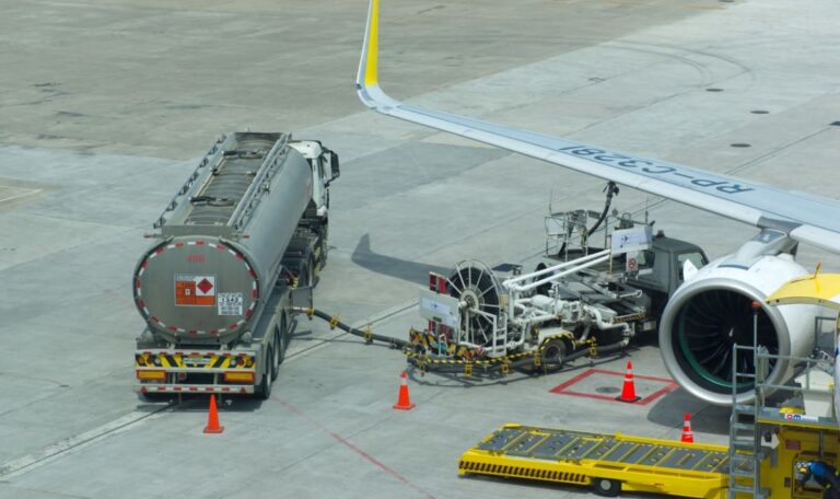 Alarm bei Airports: Kerosin könnte bald fehlen