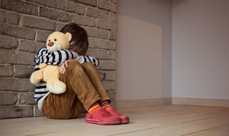 Missbrauchsskandal: 137 Anklagen gegen Ex-Kinderbetreuer
