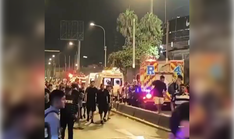 Ein Toter und 47 Verletzte bei Derby – Spiel findet trotzdem statt (VIDEO)