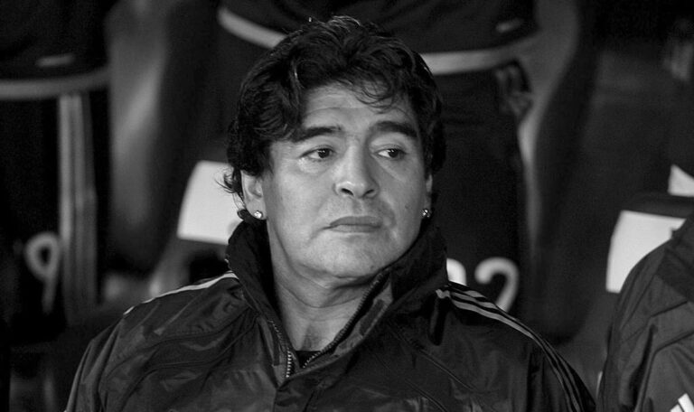 Fußball-Gott Maradona tot – jetzt stehen seine Ärzte vor Gericht