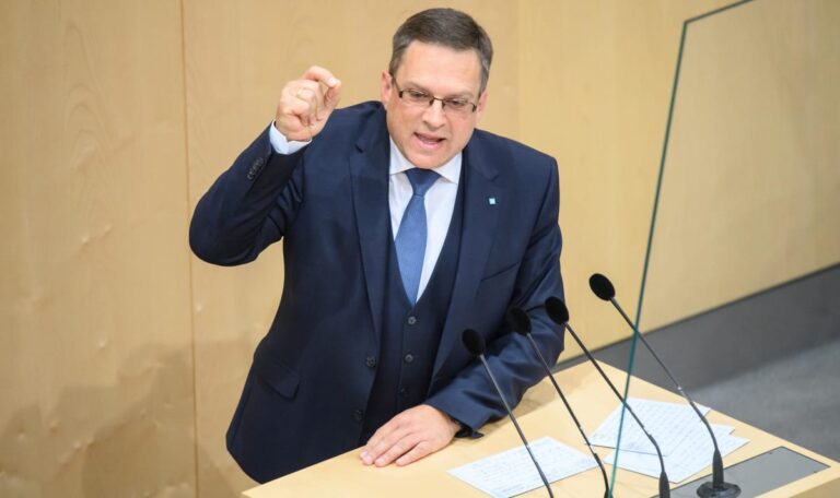 Amtsmissbrauch: Wöginger schuldig gesprochen