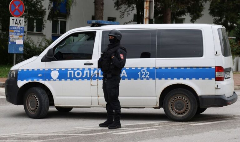 Ex-Frau ermordet: Täter entführt gemeinsame Tochter
