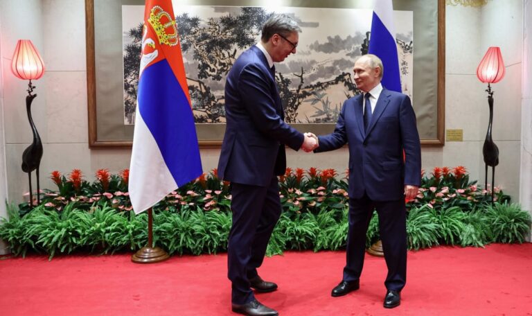 Vučić in Trumps und Putins Liga – China zeigt klare Rangordnung