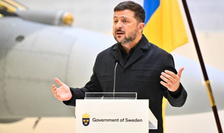 Selenskyj droht Putin: „Russland wird eigene Kosten spüren