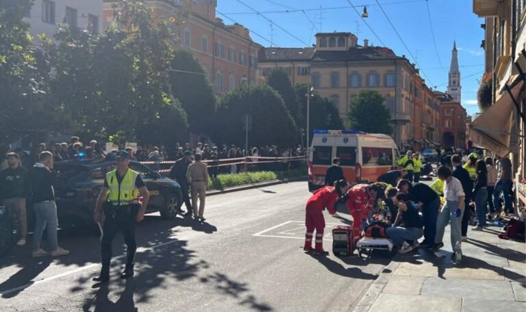 Amokfahrer verletzt acht Menschen lebensgefährlich – Zwei Menschen verlieren Beine
