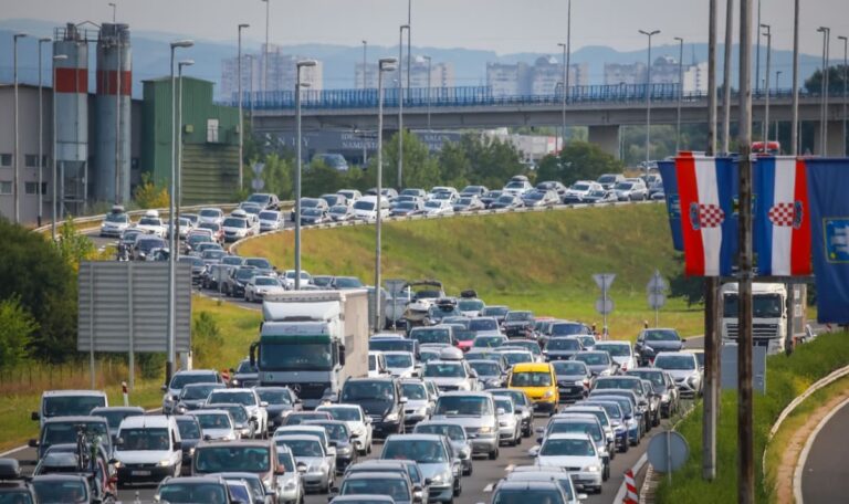 Bosnische Minister warnen vor Grenz-Chaos im Sommer