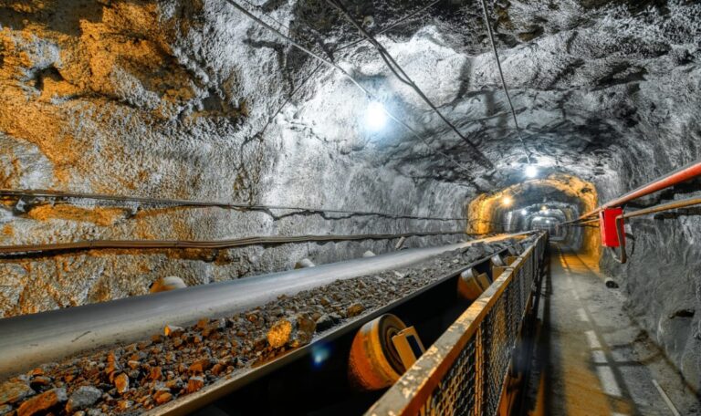 60.000 Arbeiter gruben 17 Jahre – 20 Kilometer Tunnel für nichts
