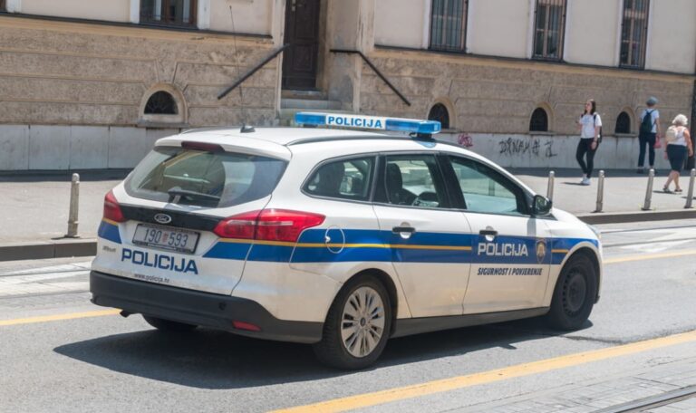 Mit geladenen Pistolen gestoppt: Polizei verhindert Massaker in Zagreb