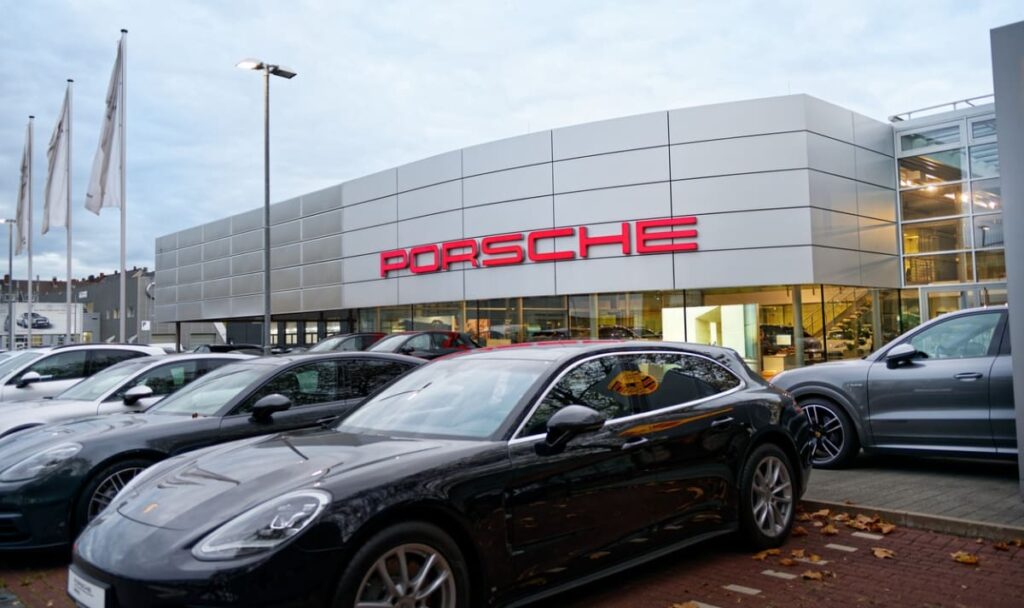 Porsche plant offenbar Abbau von bis zu 5.000 Jobs