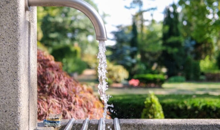 Wasserkrise in Österreich? Rekordtiefs bei Grundwasser gemessen