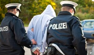 Messer-Streit bei Sprachkurs in Wien: 17-Jähriger festgenommen