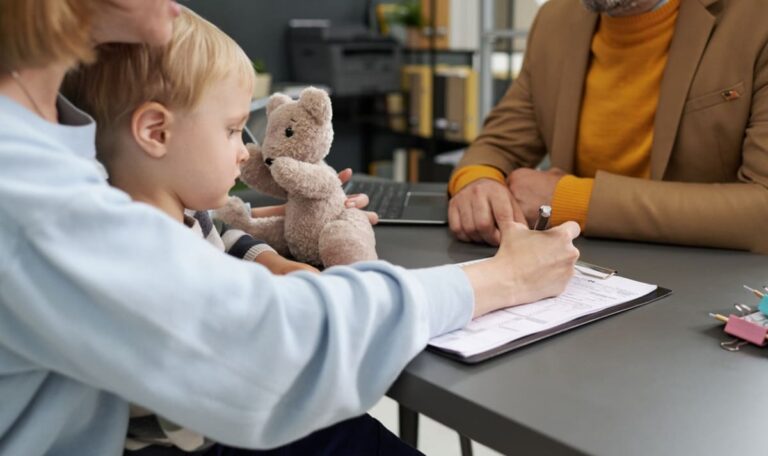 Pflegenotstand: MA11-Mitarbeiter nehmen Babys mit nach Hause
