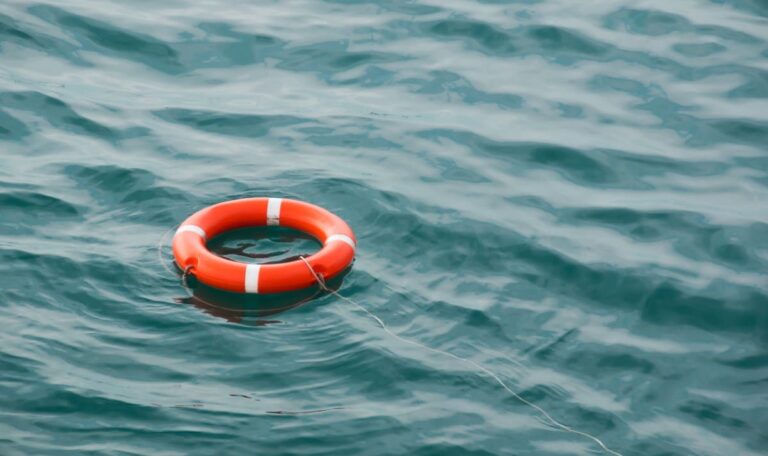 Schwächeanfall im Längsee – 22-Jähriger stirbt in 14 Meter Tiefe
