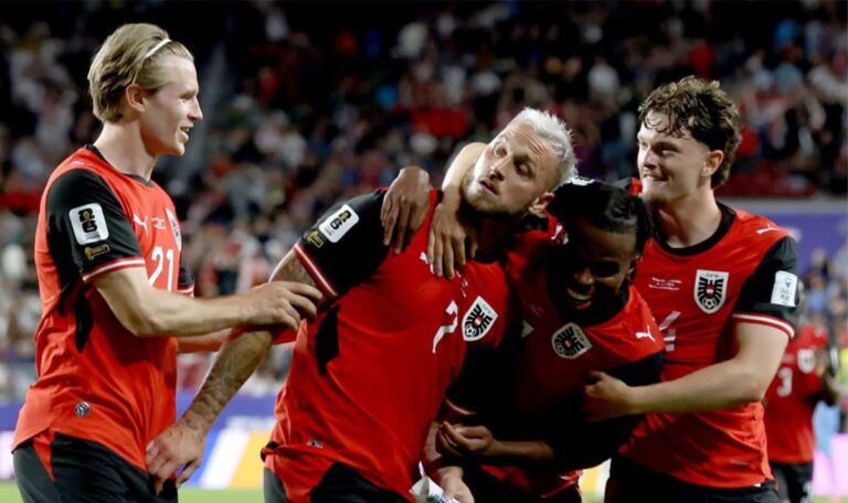 Arnautovic schießt Österreich zum ersten WM-Sieg seit 34 Jahren