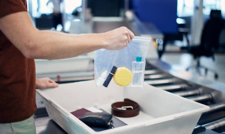Ende der Mini-Fläschchen: Neue Flüssigkeitsregel am Flughafen Wien