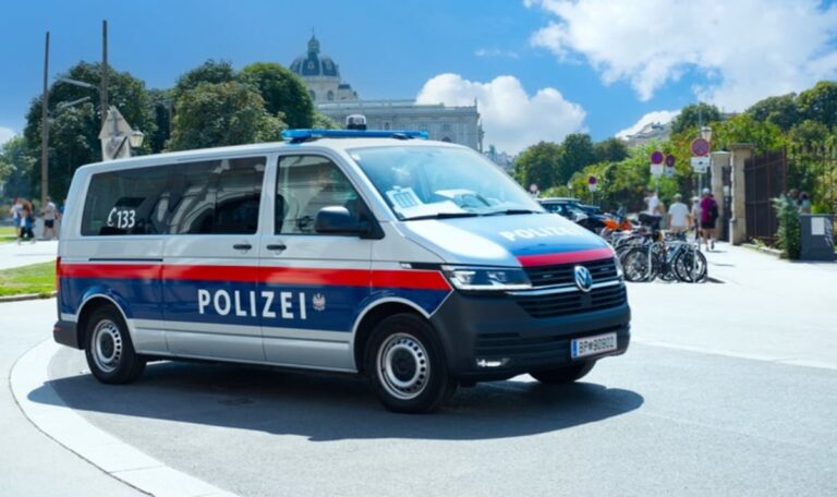 Neue Details zu getöteter Lehrerin: Er kaufte Dolch und Pistole noch vor der Abweisung in der Konditorei