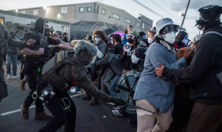 „Antifa-Terroristen“: 450 Jahre Haft für Protest vor Abschiebezentrum