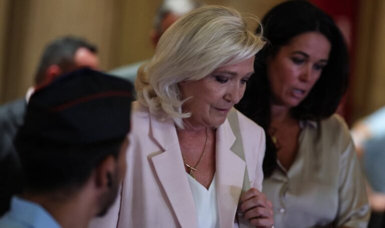 Le Pen zu Freiheitsstrafe verurteilt – Antritt zur Wahl trotzdem möglich