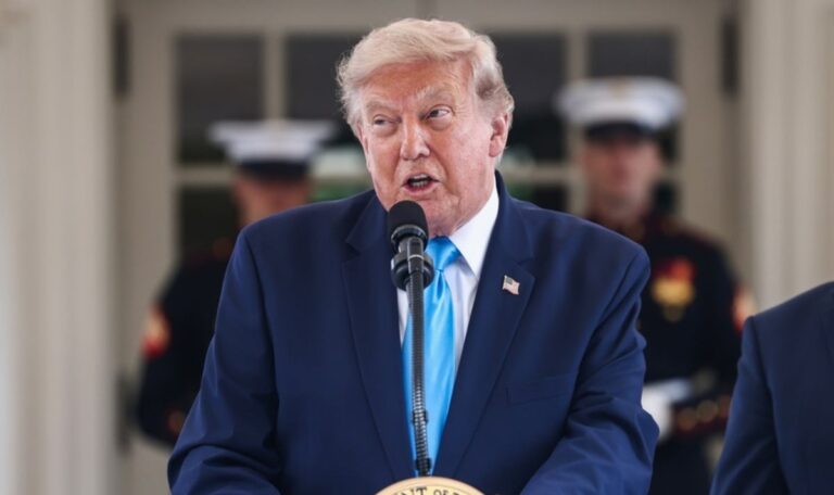Entwaffnung der Hamas: Trump verkündet Friedensdeal für Nahen Osten
