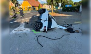 Lkw kracht in Mopedauto – Steirer stirbt noch an Unfallstelle