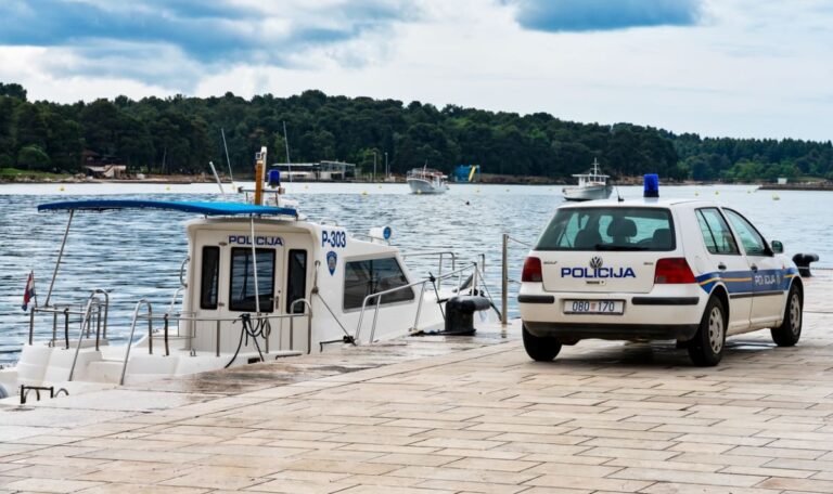 Bis zu 7.000 Euro Strafe: Kroatien geht gegen Bootsraser vor