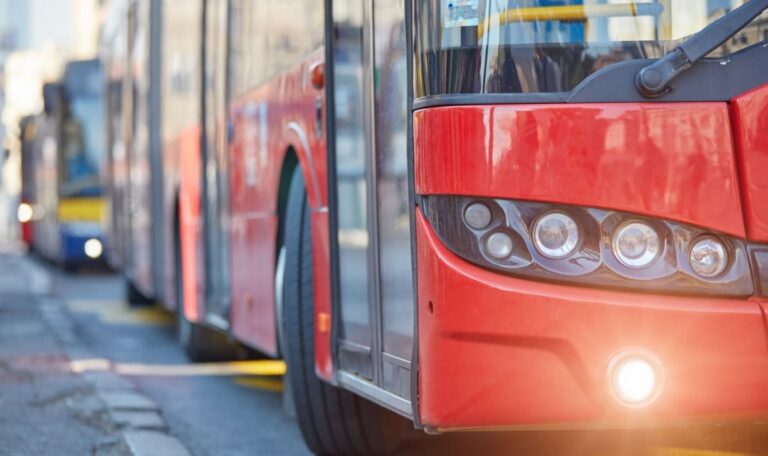33 Millionen Euro Schulden: Droht das Aus für Belgrads Gratis-Busse?