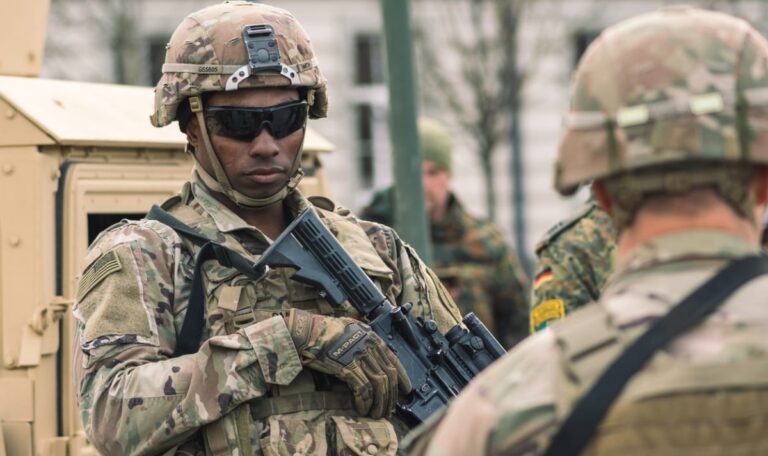 Trump ignoriert Militär-Warnungen – Bodenoffensive gegen Iran rückt näher
