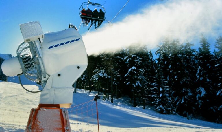 Schneekanonen im Sommer: Skigebiet wehrt sich gegen Kritik