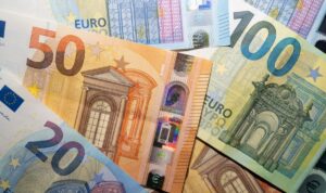 Neue Euro-Scheine kommen: Bürger dürfen über Design abstimmen!