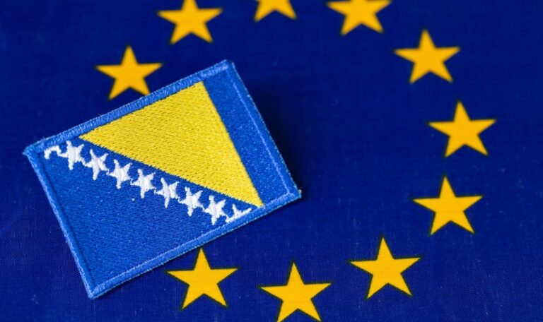 Bosnien auf dem Weg zu SEPA: Das könnte Überweisungen deutlich verbilligen