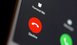 Warum iPhones beim Anruf zwei verschiedene Bildschirme zeigen