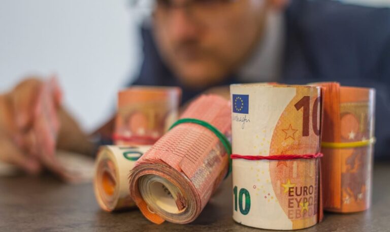 EU dreht Bargeld-Hahn zu – das ändert sich für Österreich