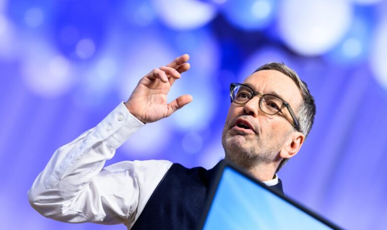 ORF-Sparkurs sorgt für Diskussionen – FPÖ fordert Halbierung von Direktorengehältern