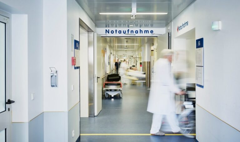 Schock in Wiener Notaufnahme: Penis abgeschnitten und teilweise gegessen