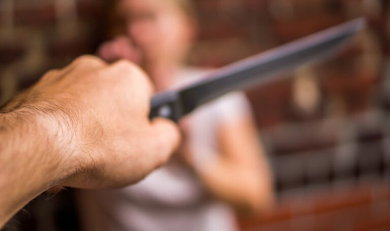 Messerstreit in Wien Favoriten: 15-Jährige und 19-Jähriger verletzt
