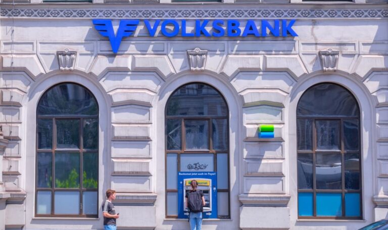 Schmutziges Geschäft? Banker wegen 5 Mio. Bordell-Kredit im Visier der Justiz