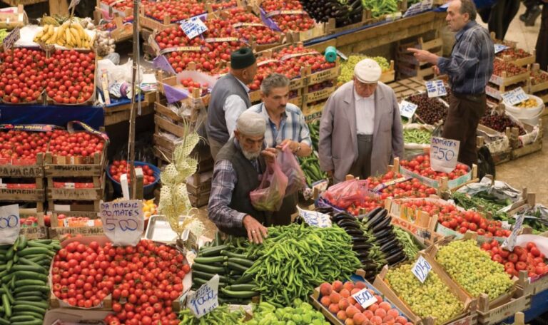 Kein Fleisch, kein Benzin: Inflation macht Iraner zu Vegetariern