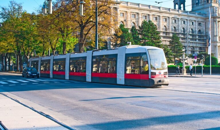 Wien verbietet E-Scooter in Bus und Bim – 50 Euro Strafe drohen