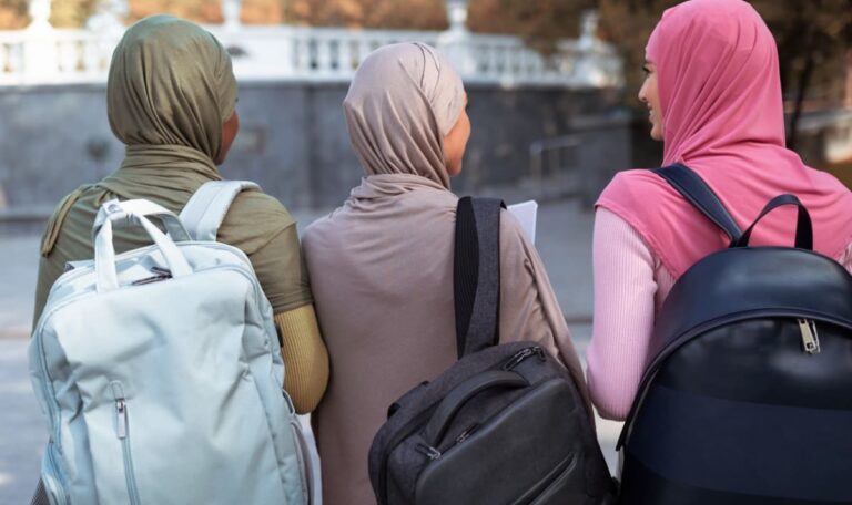 Kopftuchverbot an Schulen: Proteste bereits angekündigt