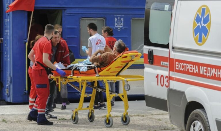 Drohne trifft Linienbus: Fünf Tote in ukrainischer Stadt