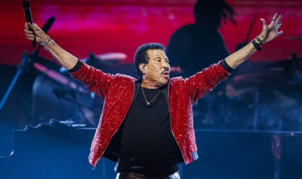 Vorhofflimmern: Lionel Richie muss Tour nach Herz-OP verschieben