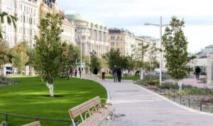 Oase statt Parkplatz: Wiens Naschpark feiert Geburtstag (VIDEO)