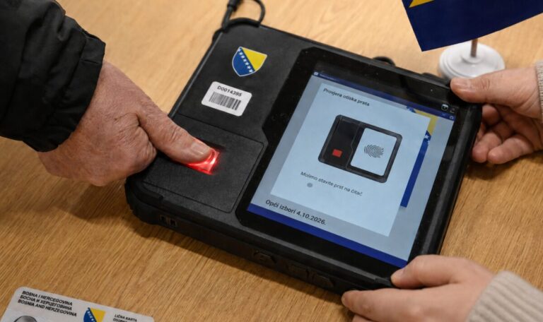 Vor dem großen Wahltag: Bosnien bereitet Bürger mit Videos und Listen vor