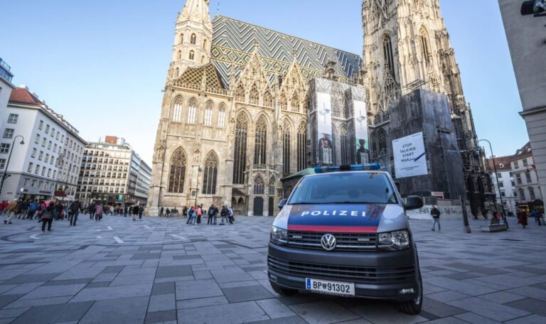 FPÖ schlägt Alarm: Neues Polizeimodell macht Wien unsicherer